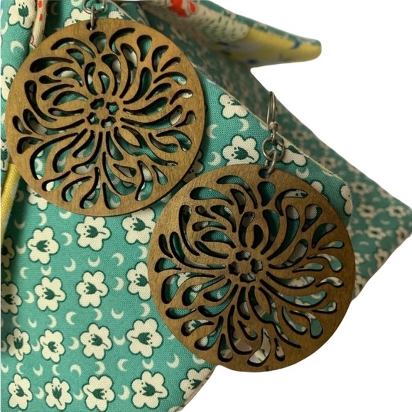 Handmade Round Wooden Intricately Carved BoHo Floral Earrings Silver Wire - Picture 1 of 7